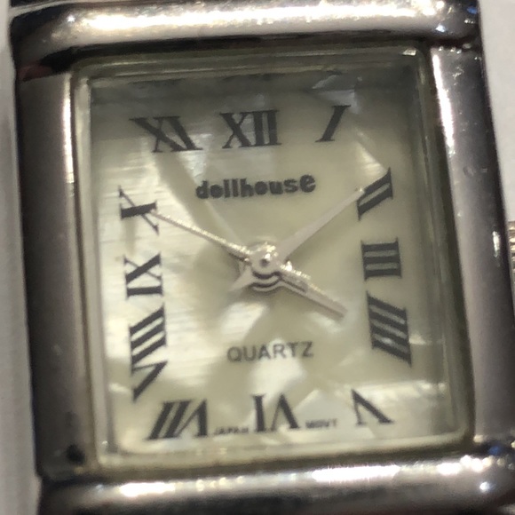 Dollhouse Ladies Watch - silver tone. - Picture 8 of 15